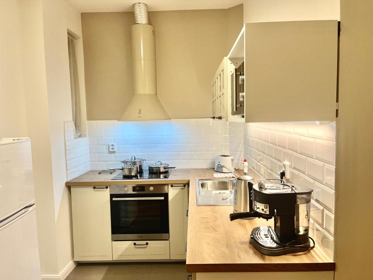 Riverbridge Apartments Прага Екстер'єр фото