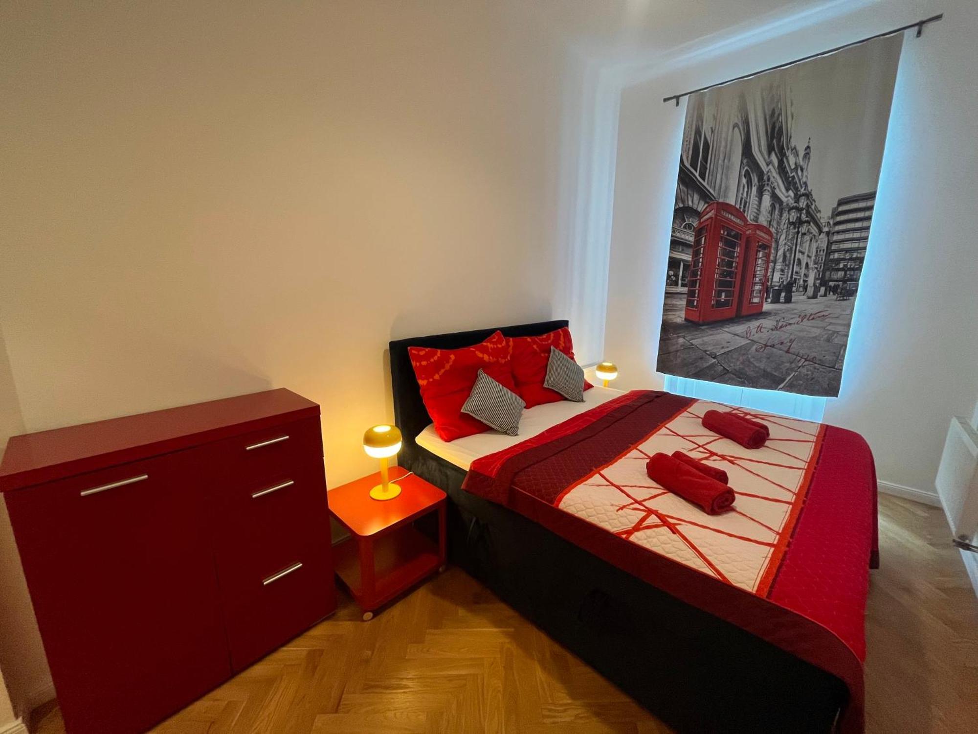 Riverbridge Apartments Прага Екстер'єр фото