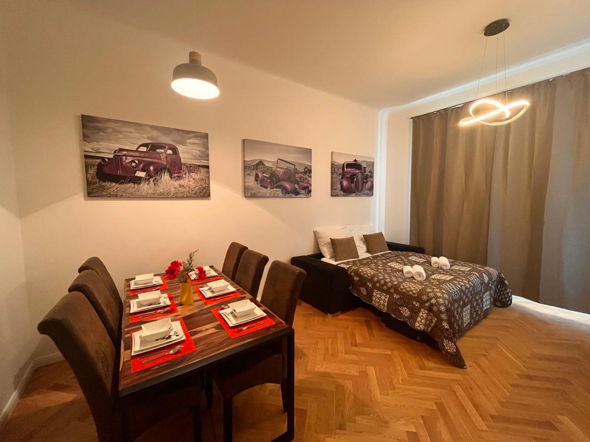 Riverbridge Apartments Прага Екстер'єр фото