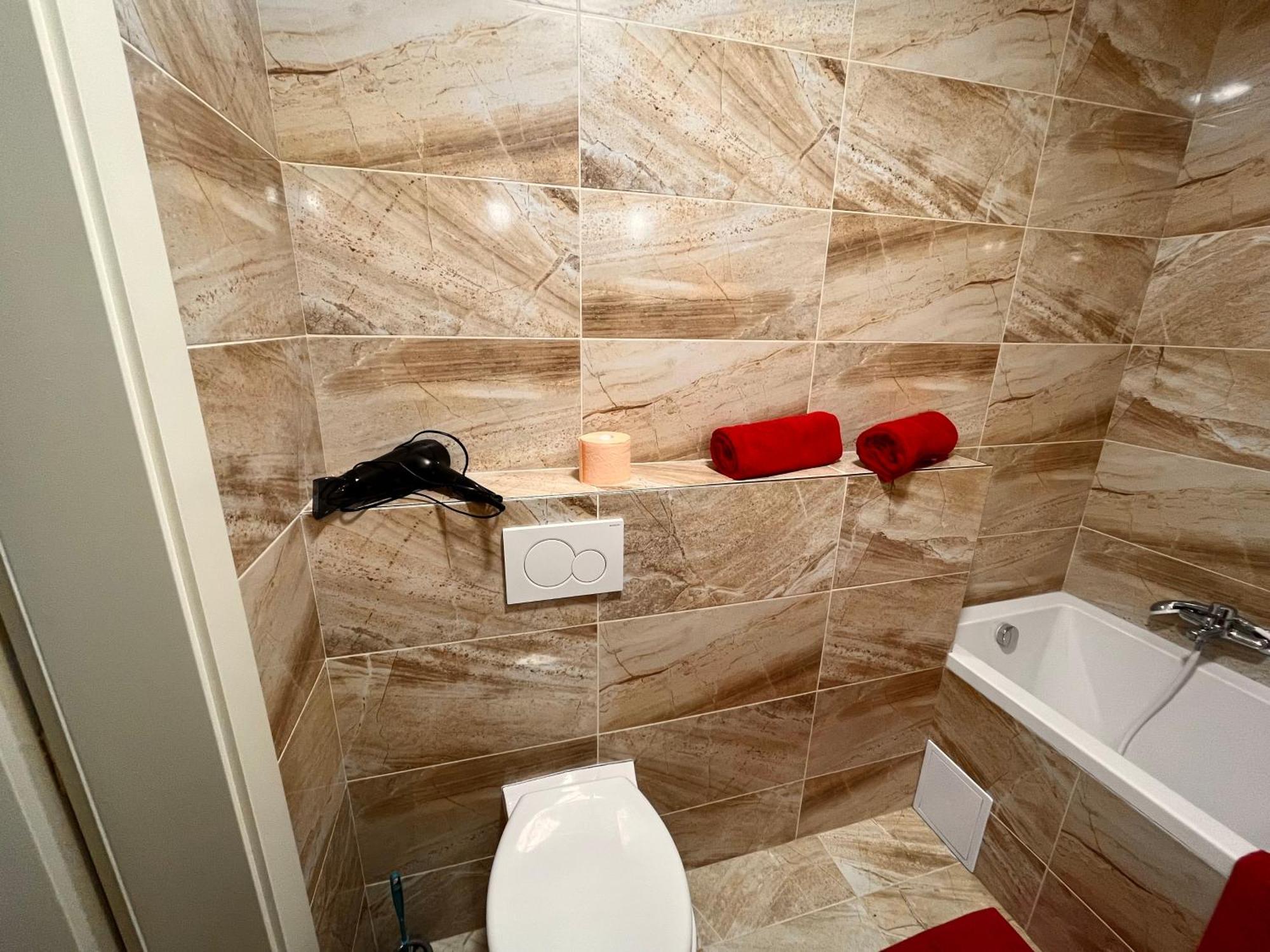 Riverbridge Apartments Прага Екстер'єр фото