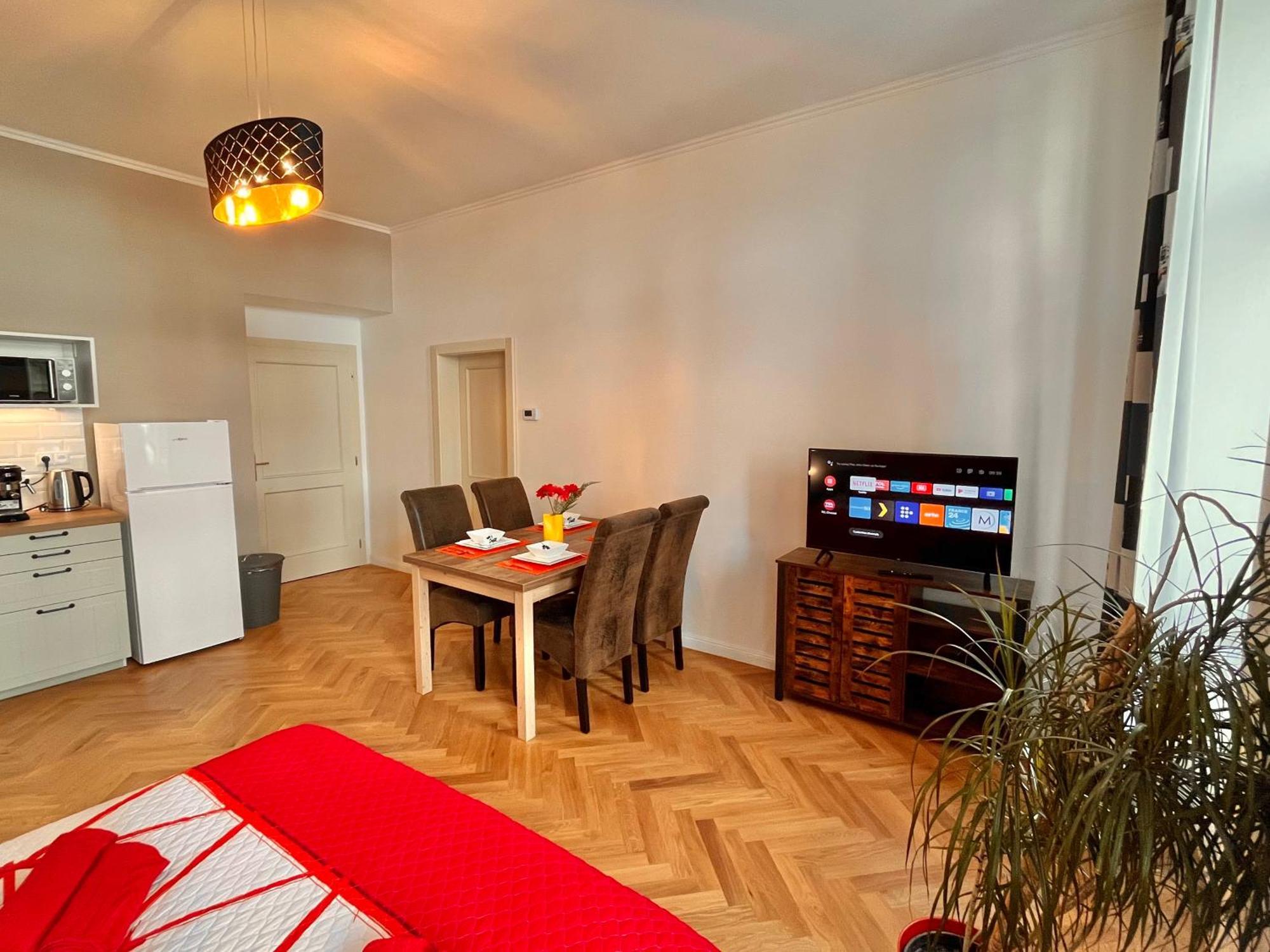 Riverbridge Apartments Прага Екстер'єр фото