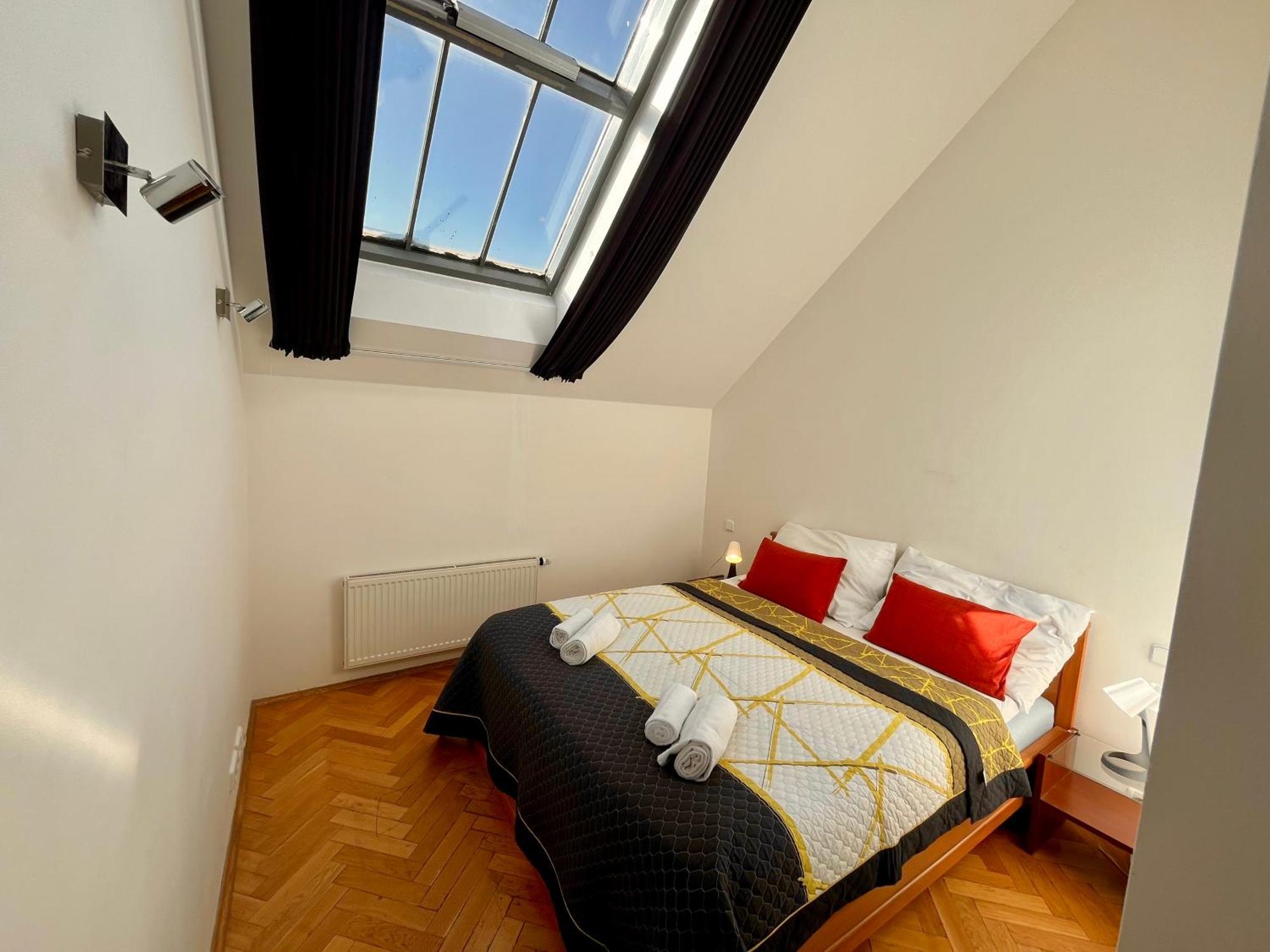 Riverbridge Apartments Прага Екстер'єр фото