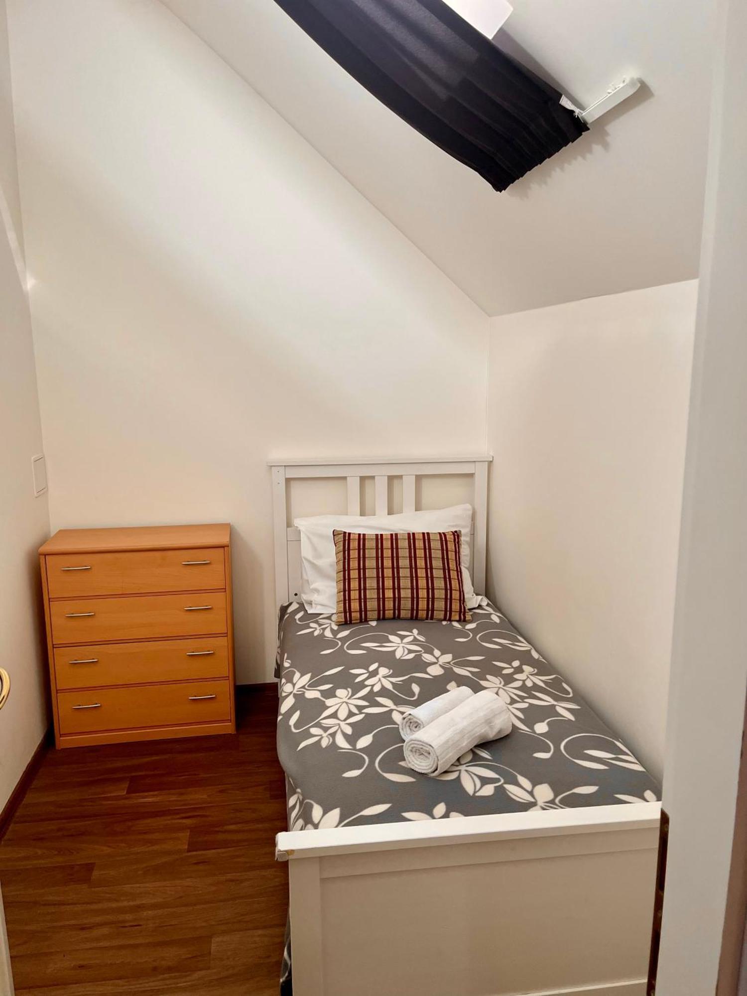 Riverbridge Apartments Прага Екстер'єр фото